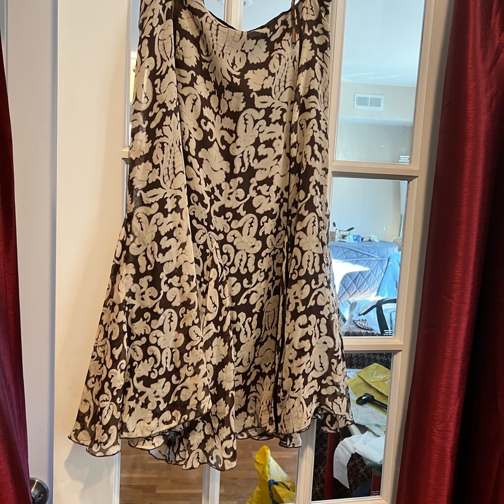 Context silk skirt